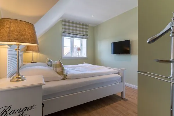 Reetdachhaus Gaia & Ganymed Reetdachhaus Ganymed SPO Dorf - 