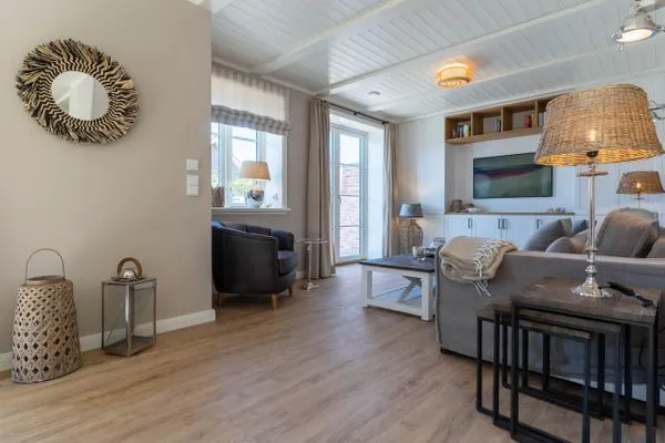 Reetdachhaus Gaia & Ganymed Reetdachhaus Ganymed SPO Dorf - 