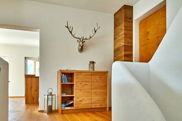 Dekoratives Detail  Das Gsteig