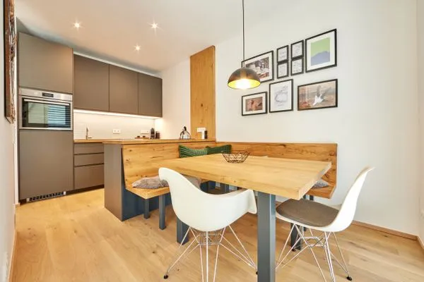 Küche / Küchenzeile  Hirsch