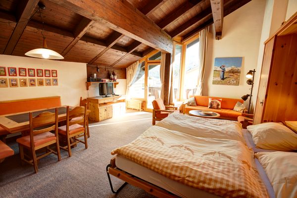 Chesa Munteratsch 1 1/2-Zimmerwohnung 609 Typ D Silvaplana - Living room