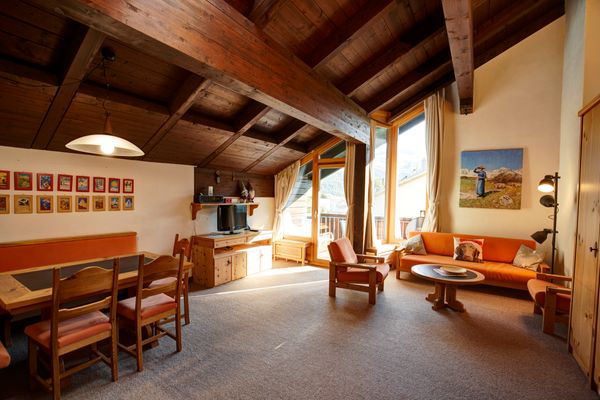 Chesa Munteratsch 1 1/2-Zimmerwohnung 609 Typ D Silvaplana - Living room