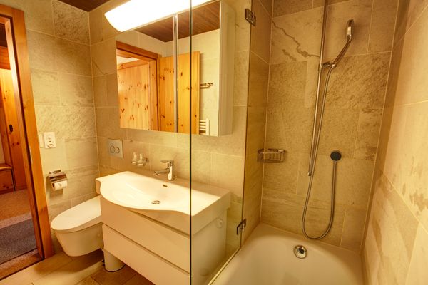 Chesa Munteratsch 1 1/2-Zimmerwohnung 609 Typ D Silvaplana - Bathroom