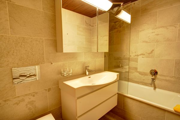Chesa Munteratsch 1 1/2-Zimmerwohnung 609 Typ D Silvaplana - Bathroom