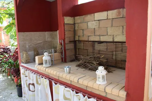 Grill im Hof zur gemeinsamen Nutzung  Eleni