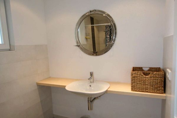  Ferienwohnung Katja Ferienwohnungen in Hopfen am See - Badezimmer