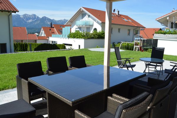  Ferienhaus Luca Ferienwohnungen in Hopfen am See - Gartenblick
