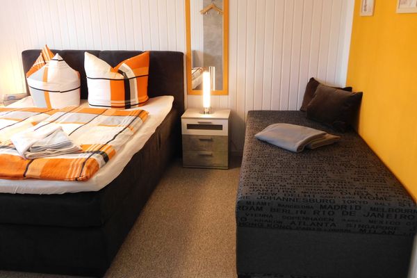  Haus Krüger Wieck - Schlafzimmer