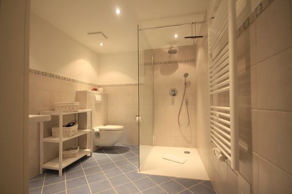 Am Trommelplatz - Ferienwohnung 2  - Badezimmer