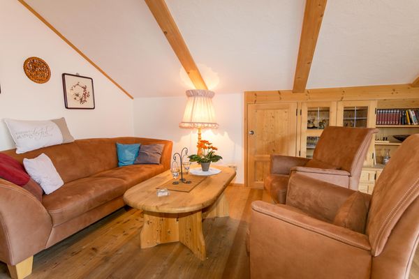  Ferienwohnung Alpenliebe Ferienwohnungen in Schwangau - Wohnzimmer