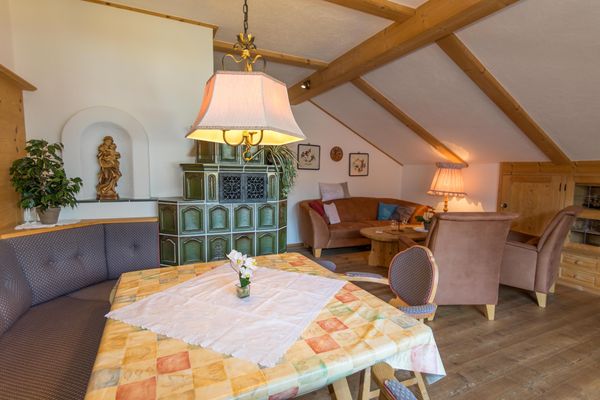  Ferienwohnung Alpenliebe Ferienwohnungen in Schwangau - Wohnzimmer