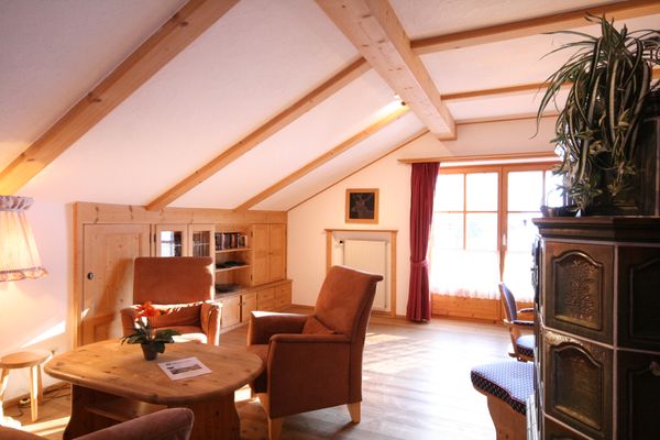 Ferienwohnung Alpenliebe Ferienwohnungen in Schwangau - Wohnzimmer