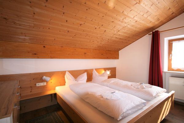  Ferienwohnung Forggenseeblick Ferienwohnungen in Schwangau - Schlafzimmer