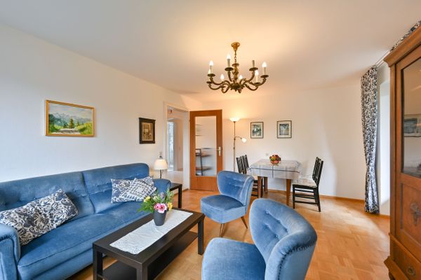  Ferienwohnung Helga Ferienwohnungen in Hohenschwangau - Wohnzimmer