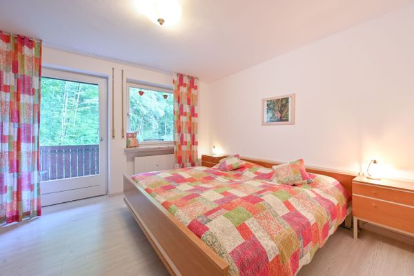  Ferienwohnung Helga Ferienwohnungen in Hohenschwangau - Schlafzimmer