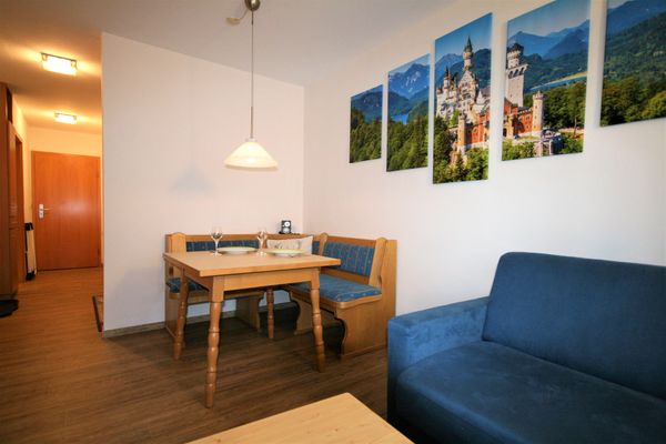  Ferienwohnung Vera Ferienwohnungen in Schwangau - Wohnzimmer