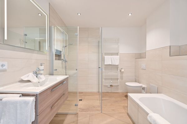 Landhaus am See - See Suite 02  - Badezimmer