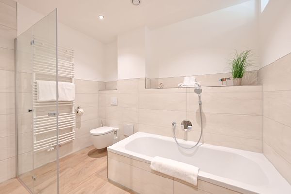Landhaus am See - See Suite 02  - Badezimmer