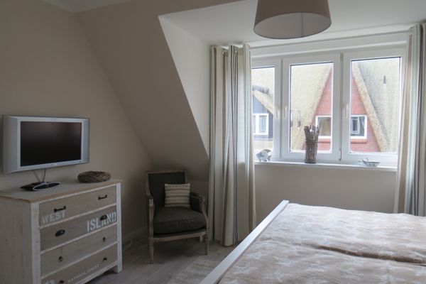 Ferienhaus Anlage Ostland17 Dünenbrise  Nr. 17 b Dorf - Schlafzimmer