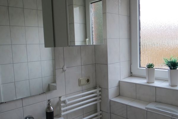 Ferienhaus Anlage Ostland17 Dünenbrise  Nr. 17 b Dorf - Badezimmer