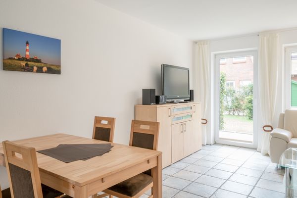 Ferienhaus Anlage Ostland17 Haus Strandparadies/ 17D Dorf - Wohnzimmer