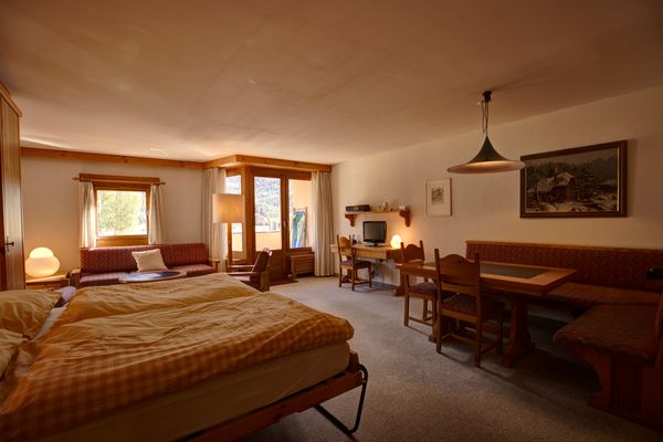 Chesa Munteratsch 1 1/2 Zimmewohnung 104 Typ D Silvaplana - Living room