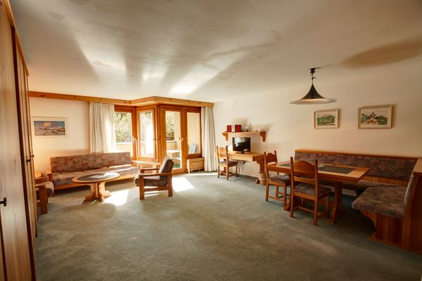 Chesa Munteratsch 1 1/2-Zimmerwohnung 309 Typ C Silvaplana - Living room