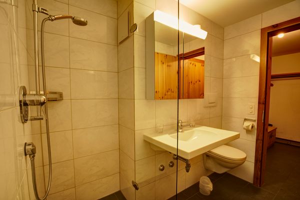Chesa Munteratsch 1 1/2-Zimmerwohnung 309 Typ C Silvaplana - Bathroom