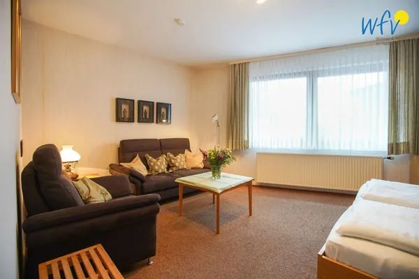 Wohnzimmer Haus Bonhuis Ferienwohnung Lütje Park