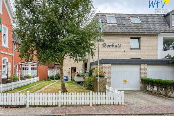 Hauptansicht Haus Bonhuis Ferienwohnung Lütje Park
