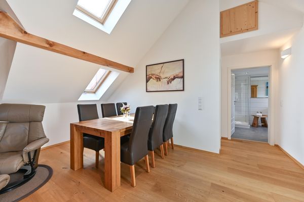 Alte Jagdschloss Ferienwohnung Rommel Ferienwohnungen in Pfronten - Essbereich