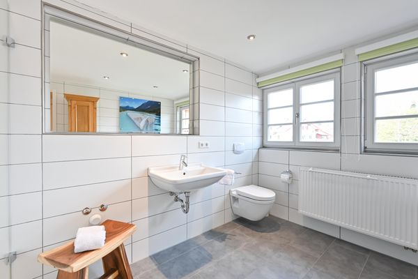 Alte Jagdschloss Ferienwohnung Rommel Ferienwohnungen in Pfronten - Badezimmer