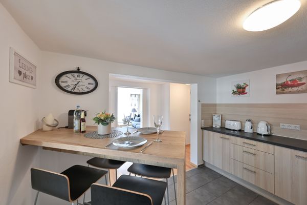 Alte Jagdschloss Ferienwohnung Sophia Ferienwohnungen in Pfronten - Küche / Küchenzeile