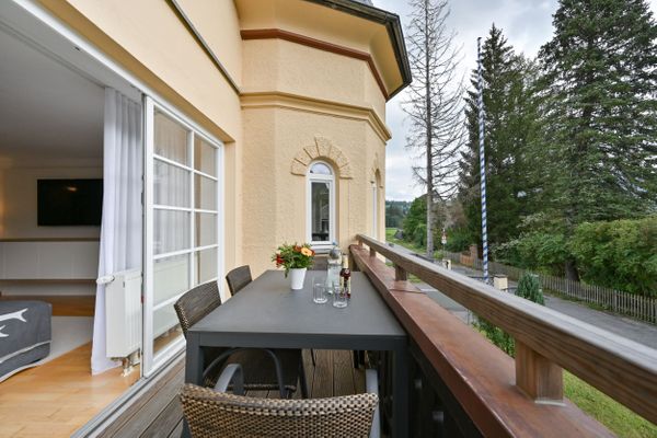Alte Jagdschloss Ferienwohnung Sophia Ferienwohnungen in Pfronten - Balkon