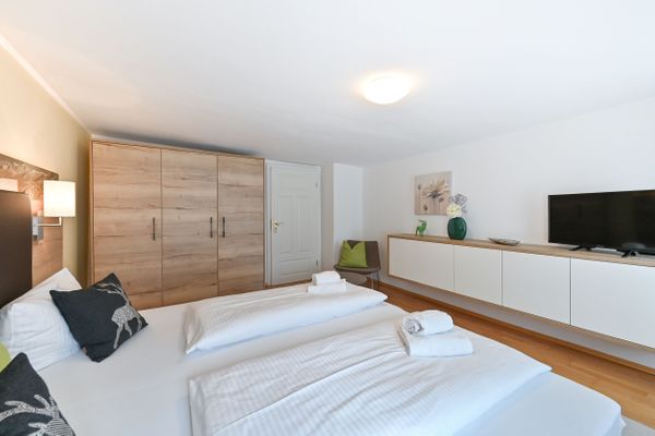 Alte Jagdschloss Ferienwohnung Sophia Ferienwohnungen in Pfronten - Schlafzimmer