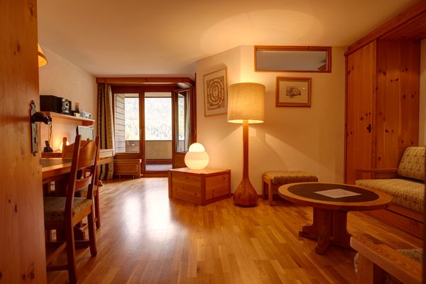 Chesa Munteratsch 1-Zimmerwohnung 103 Typ BB Silvaplana - -img.tag.livingroom-