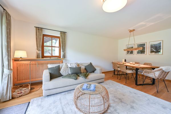  Ferienwohnung Am Biberbach Ferienwohnungen in Roßhaupten - Wohnzimmer