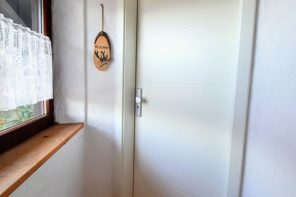  Ferienwohnung Edelsbergblick Ferienwohnungen in Hopferau - Fassade / Eingang