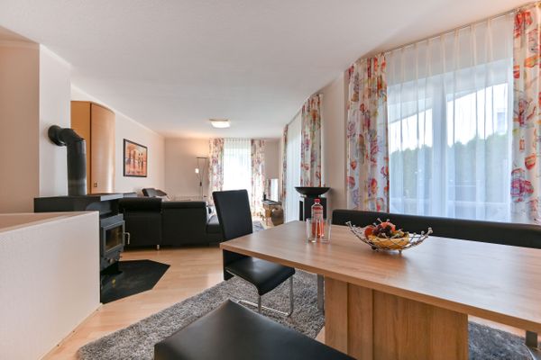 Ferienanlage Neuschwansteinblick Ferienwohnung 121 Ferienwohnungen in Füssen - Wohnzimmer