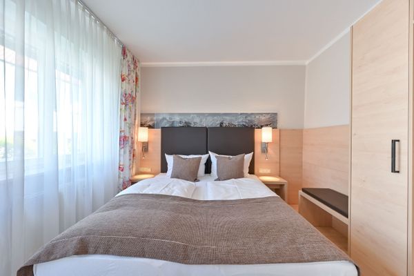 Ferienanlage Neuschwansteinblick Ferienwohnung 121 Ferienwohnungen in Füssen - Schlafzimmer