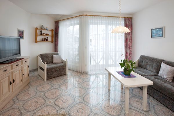 Ferienanlage Neuschwansteinblick Ferienwohnung 106 Ferienwohnungen in Füssen - Wohnzimmer