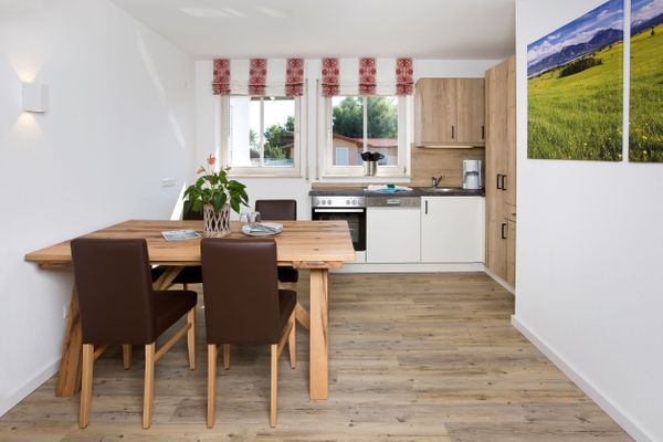 Ferienanlage Neuschwansteinblick Ferienwohnung 128 Ferienwohnungen in Füssen - Küche / Küchenzeile