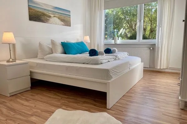 Haus Jenina FeWo1 Döse - Schlafzimmer