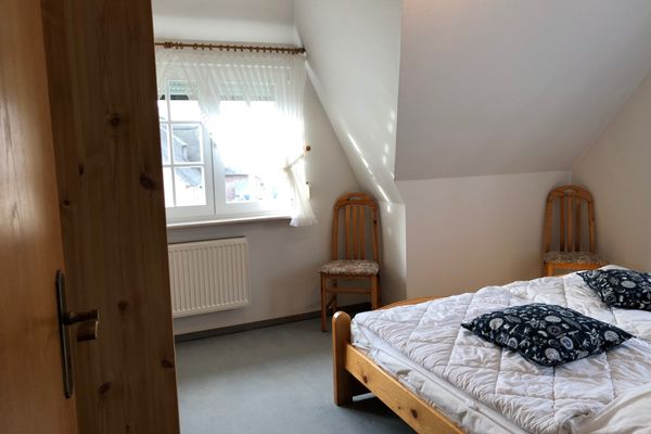 Bövergeest 10 Wohnung Weitblick Dorf - Schlafzimmer