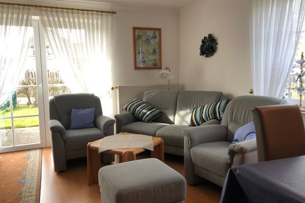 Bövergeest 10 Wohnung Weitblick Dorf - Wohnzimmer