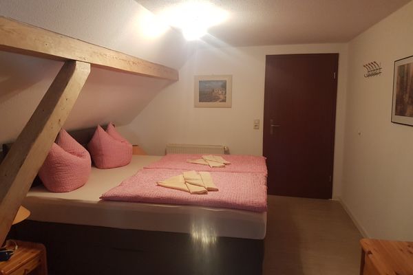  Rotes Zimmer  - Schlafzimmer