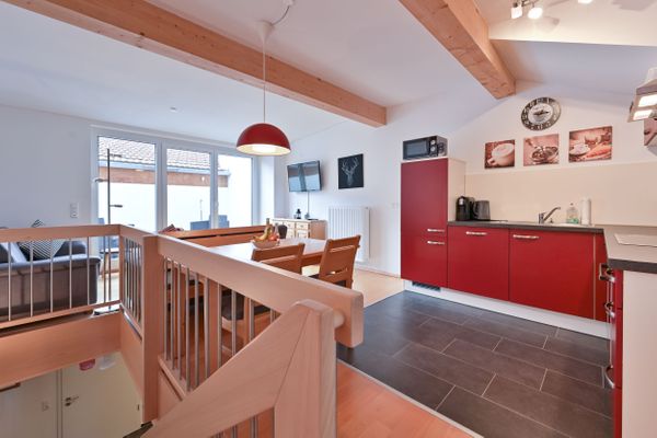 Chalet am Breitenberg Appartement CB 09 Ferienwohnungen in Pfronten - Küche, Essbereich, Wohnzimmer