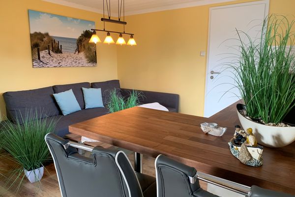 Ferienhaus Brise - Schmugglerhus Wieck - Wohnzimmer