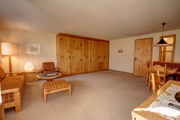 Chesa Munteratsch 1-Zimmerwohnung 203 Typ B Silvaplana - Living room