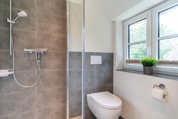  Immenseeglück Nr. 2 Dorf - Badezimmer